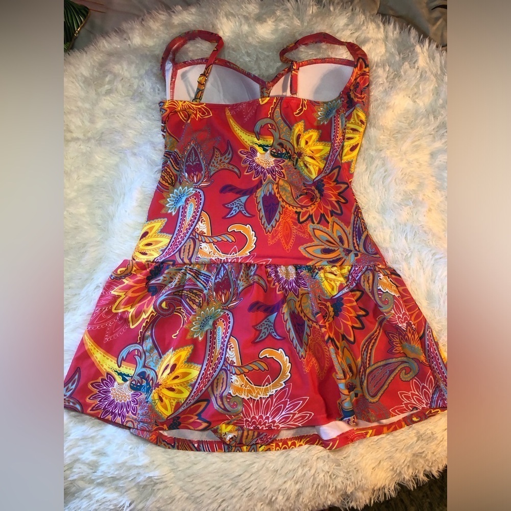 VENUS Pink Paisley One Piece Swimsuit - Picture 4 of 14